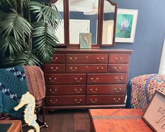 traditional bedroom set