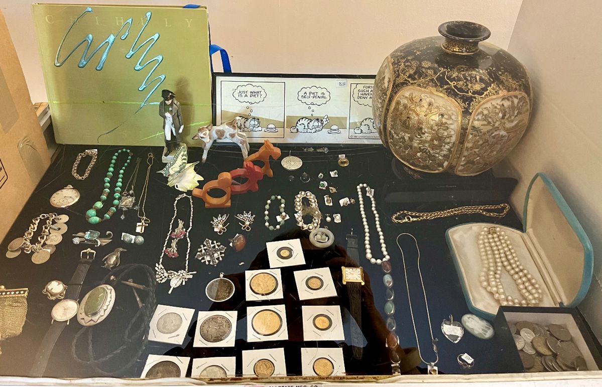 Gold coins and gold and silver jewelry