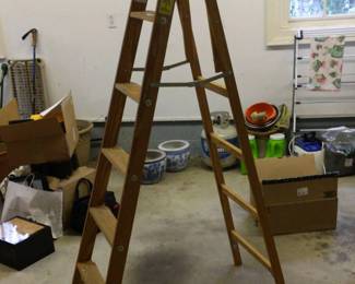 6ft Wooden Ladder