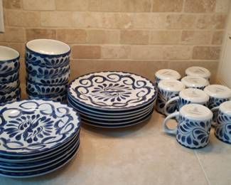 30 Piece PotteryBarn Anfora Dishes