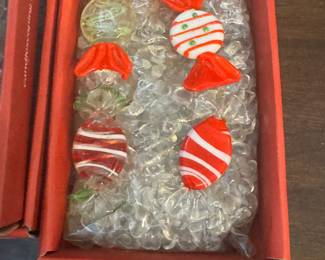 Art Glass Candy with Ice Pebbles for Display in your favorite pieces Q:3