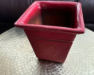 Smith and Hawkins Small Red Square Planter