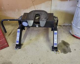 RBW Industries Fifth Wheel Hitch