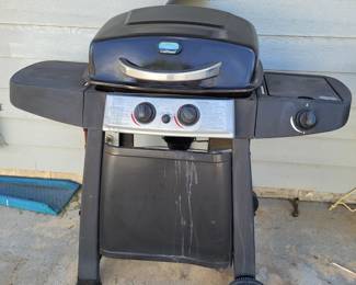 Uniflame Gas Grill (No Propane Bottle)
