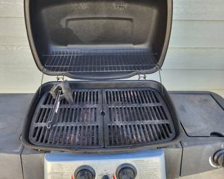Uniflame Gas Grill (No Propane Bottle)