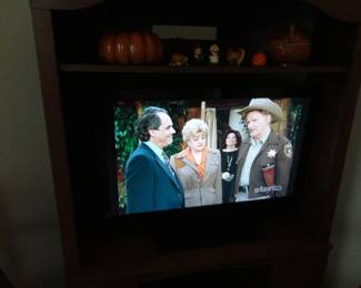 32" TV. Model LC320EM2/ My Favorite show was on "Murder She Wrote" (remote included)