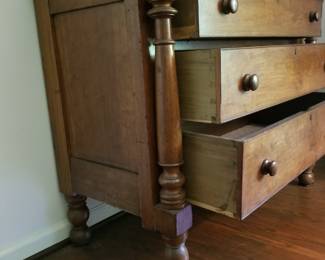 Love that pilasters on the press.