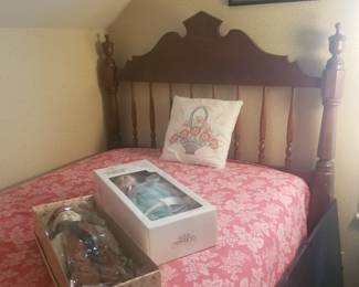 2nd floor children's bedroom 