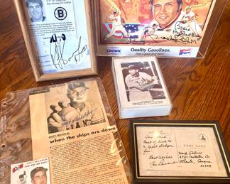 Autographed Baseball Memorbilia