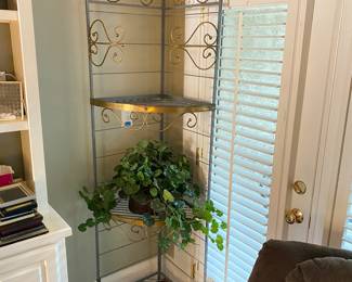 Amazing Large Metal Corner Plant Stand