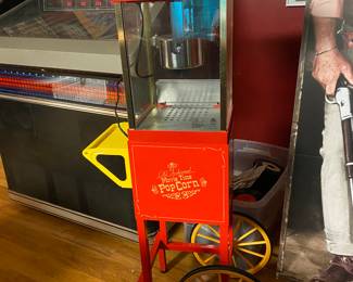 Adorable Theater Style Popcorn Popper