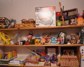 banks, sewing, crafting, Pyrex Portable