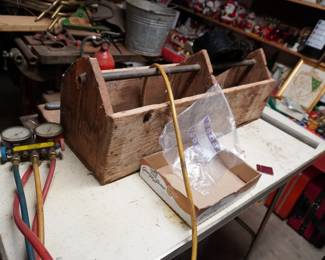 carpenters box, table