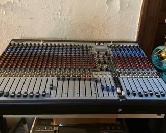 P.V. 32 Channell digital mixing board