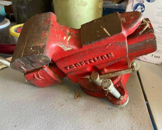 nice Craftsman vice
