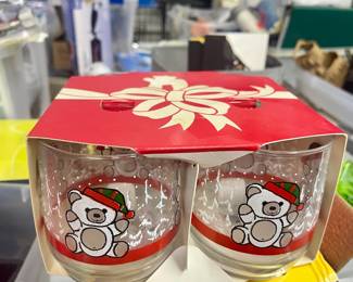 1980s Holiday Drinking Glasses Set 