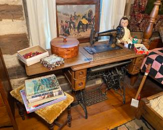Singer Treadle Sewing Machine