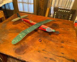 Model Airplane
