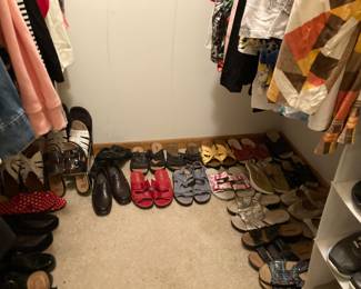 Women's shoes size 9 1/2