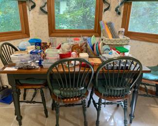 Dinette table and chairs