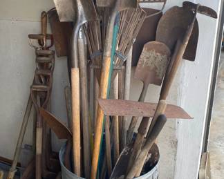 garden tools