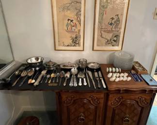 matching Thomasville flip top bar!