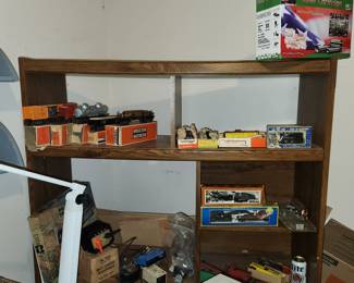 Lionel & others trains
