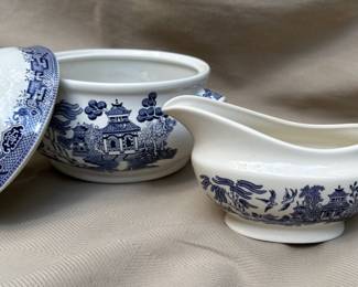 Churchill Blue Willow lidded vegetable bowl (left).  Churchill Blue Willow gravy boat (right).