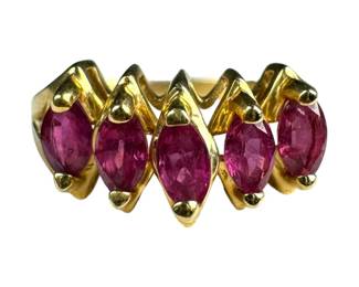 14kt Yellow Gold Ruby Ring 2pt8 Grams