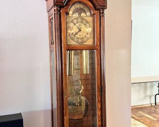Howard Miller clock