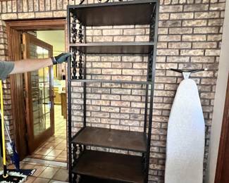 Set of 2 shelving units