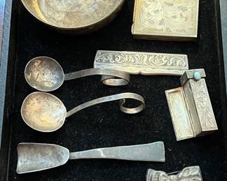 COLLECTION OF SILVER ITEMS