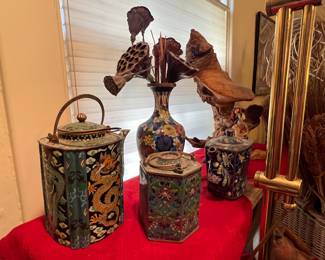 GROUP OF ANTIQUE CHINESE CLOISINNE