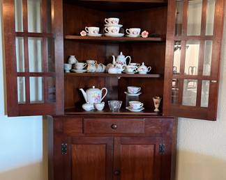 Stunning Solid Wood Corner Cabinet w Glass Paned Doors 