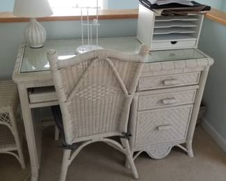 Wicker desk & chair