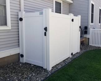 Vinyl shower surround