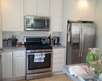 Kitchen layout detail. Sorry, owner keeping fridge