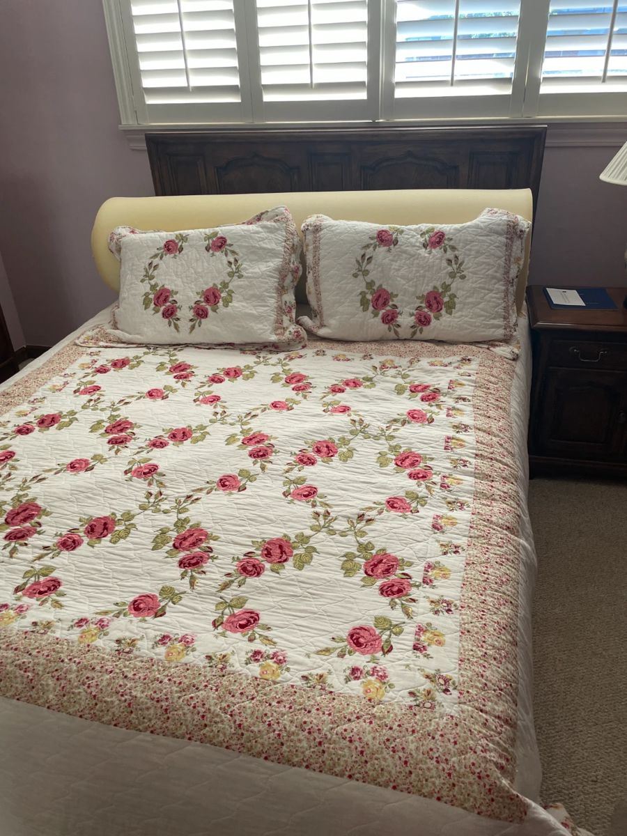 . . . this is a BRAND NEW Sleep Number mattress set!  Used twice -- retails over $2,000.00!!
