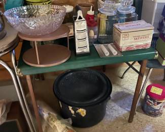 . . . more kitchen items