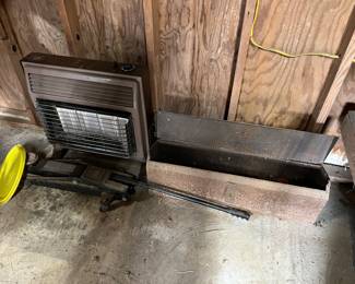 Gas heater
Floor jack
Metal toolbox 