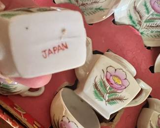 Children's Miniature Tea Set - Made in Japan 