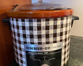 Hamilton Beach Scovill Simmer-On Slow Cooker 