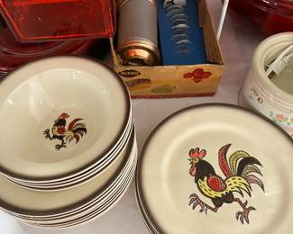 Vintage rooster dishware