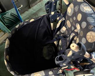 Pet stroller