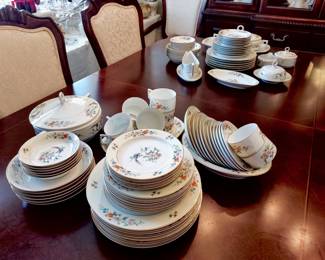 Bavarian China, "Songbird"