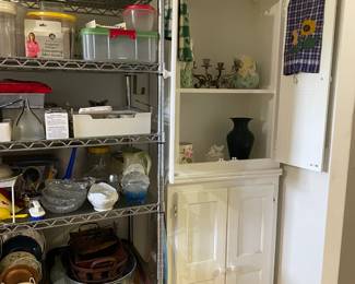 4 DOOR WHITE CABINET