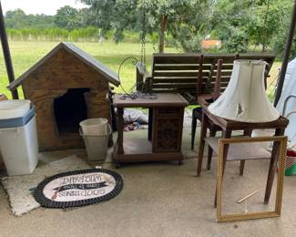 DOG HOUSE VANITY STOOLS 
