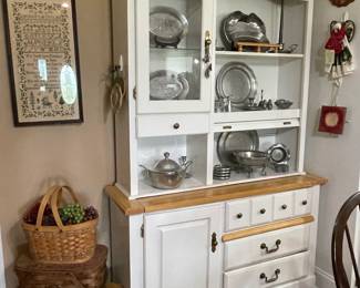 WHITE WITH NATURAL WOOD STEP BACK HUTCH