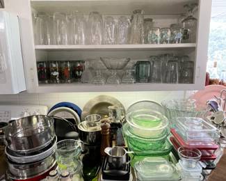 BAKING PANS, AND GLASS BAKING DISHES