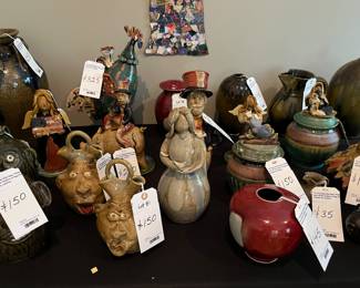 Art Folk Pottery Assortment